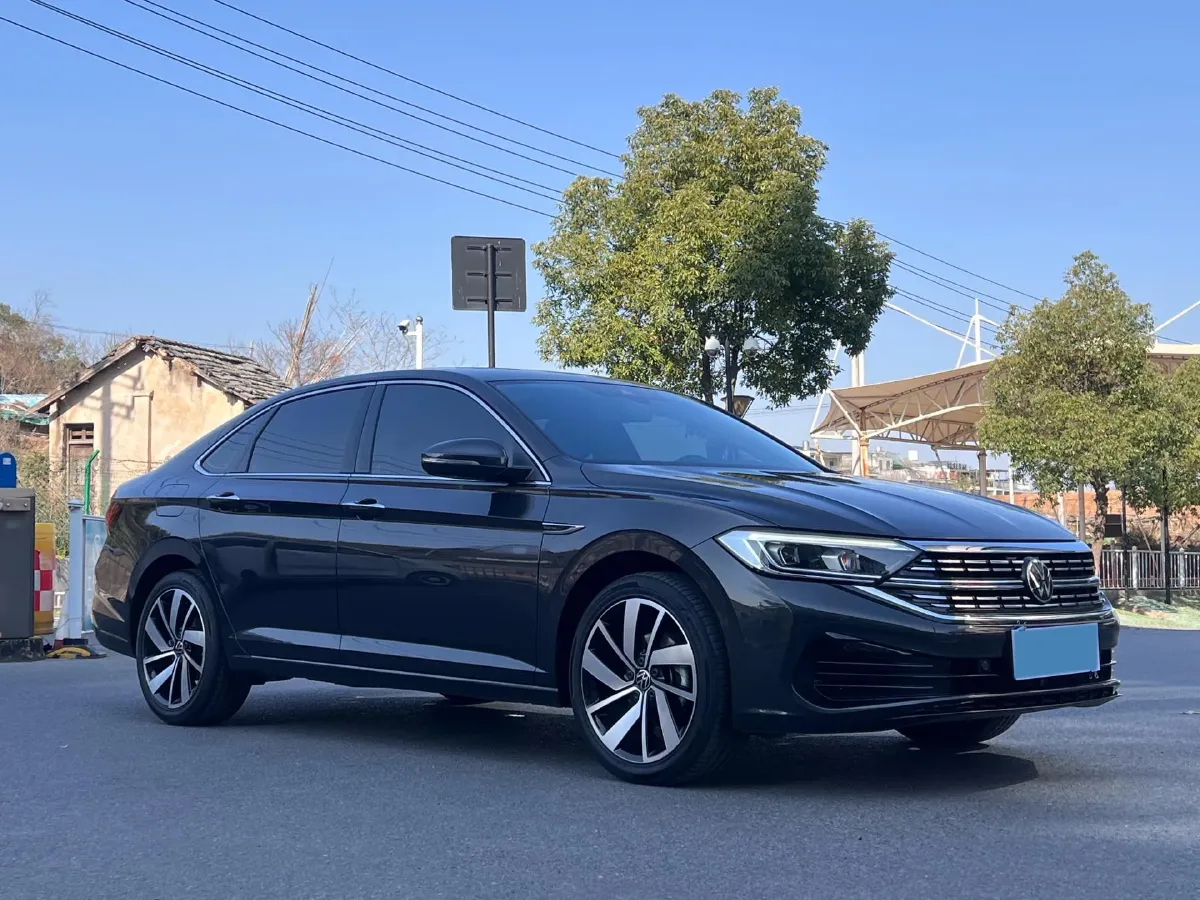 2024 Volkswagen Sagitar 1.5T 160HP L4 7DCT,autocango,china used car exporter,china ev exporter,chinese used car exporter,chinese used ev exporter