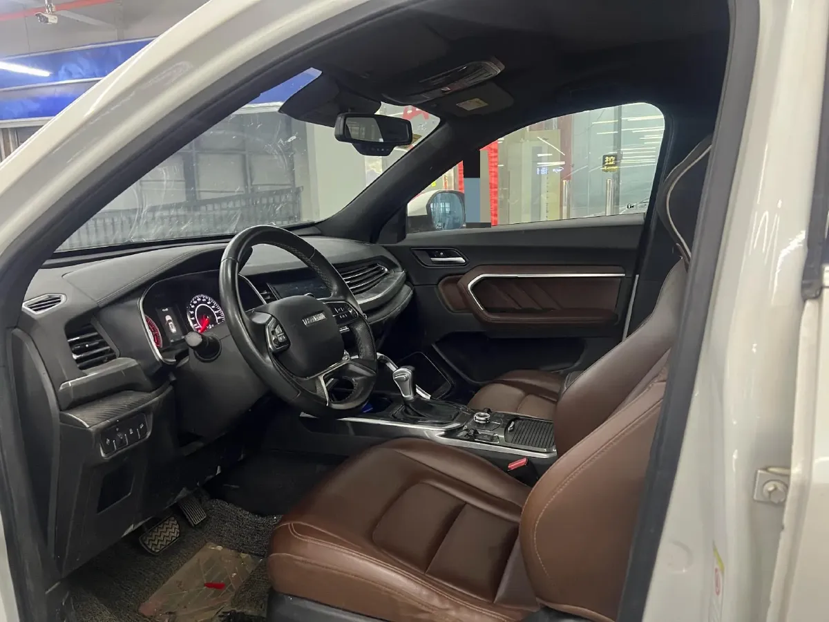 2018 Haval H6 2.0T 197HP L4 7DCT,autocango,china used car exporter,china ev exporter,chinese used car exporter,chinese used ev exporter