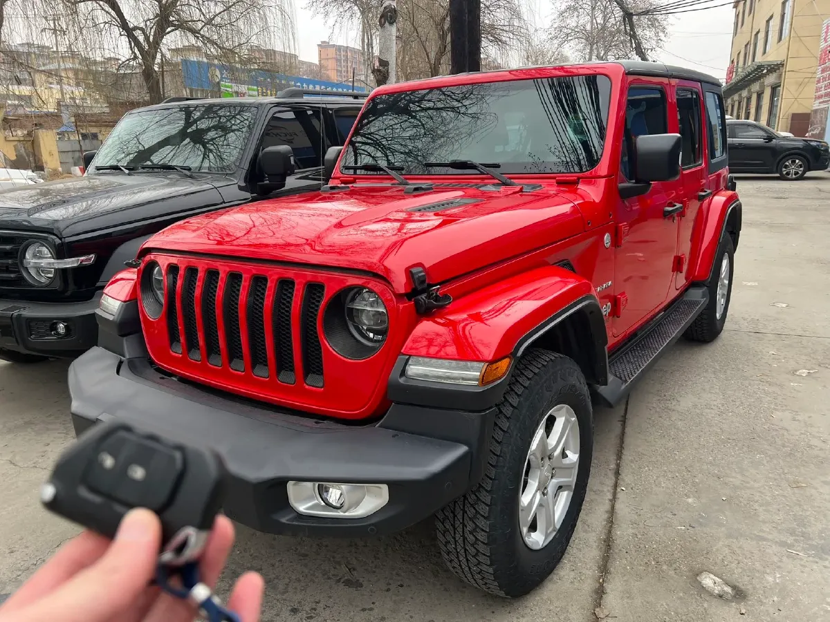 2019 Jeep Wrangler 2.0T 266HP L4 8AT,autocango,china used car exporter,china ev exporter,chinese used car exporter,chinese used ev exporter