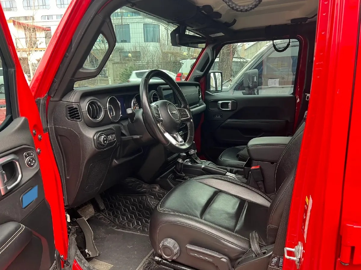 2019 Jeep Wrangler 2.0T 266HP L4 8AT,autocango,china used car exporter,china ev exporter,chinese used car exporter,chinese used ev exporter