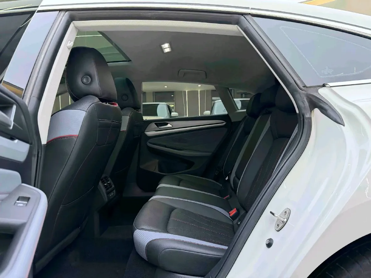 2023 Volkswagen Lamando 1.4T 150HP L4 7DCT,autocango,china used car exporter,china ev exporter,chinese used car exporter,chinese used ev exporter