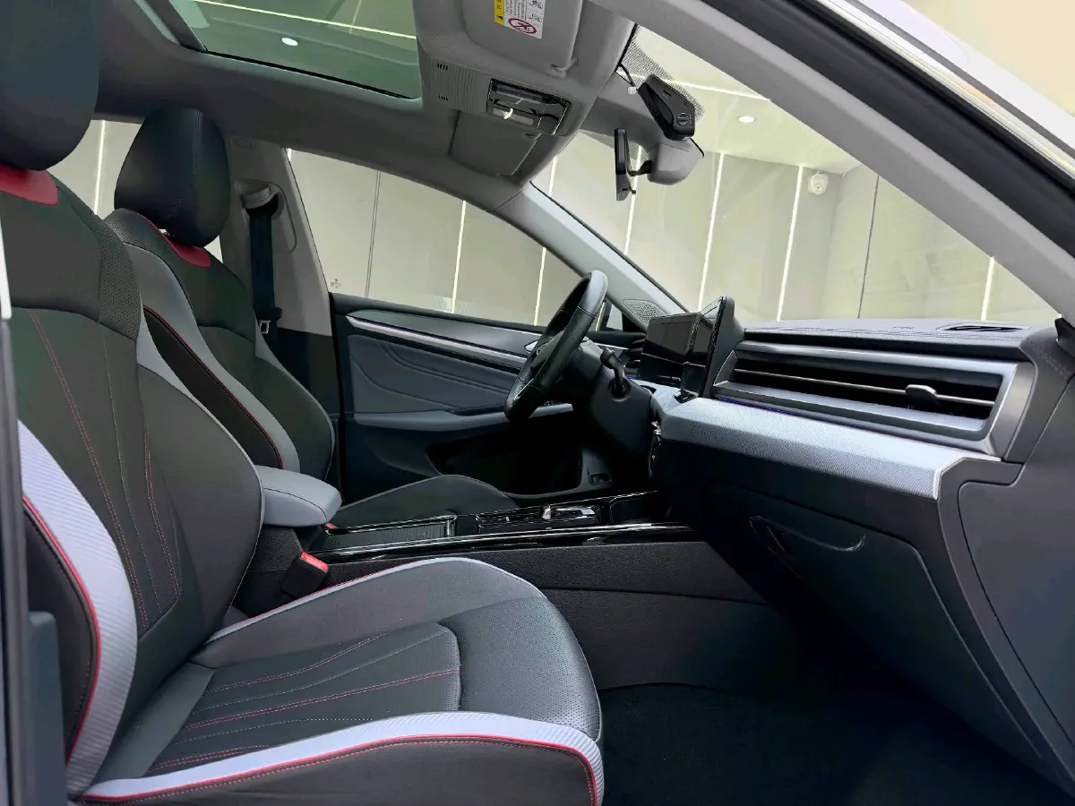 2023 Volkswagen Lamando 1.4T 150HP L4 7DCT,autocango,china used car exporter,china ev exporter,chinese used car exporter,chinese used ev exporter