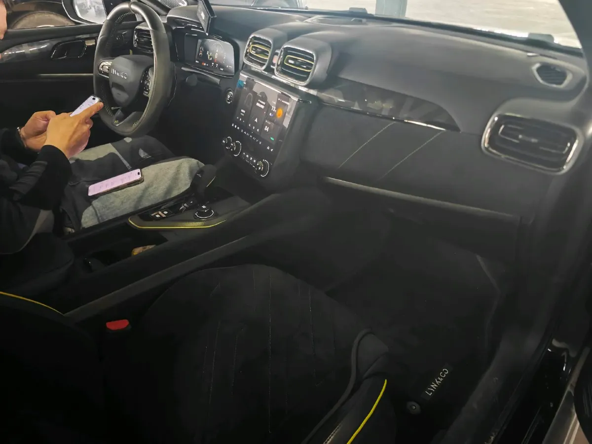 2022 LYNK&CO 03 2.0T 254HP L4 8AT,autocango,china used car exporter,china ev exporter,chinese used car exporter,chinese used ev exporter