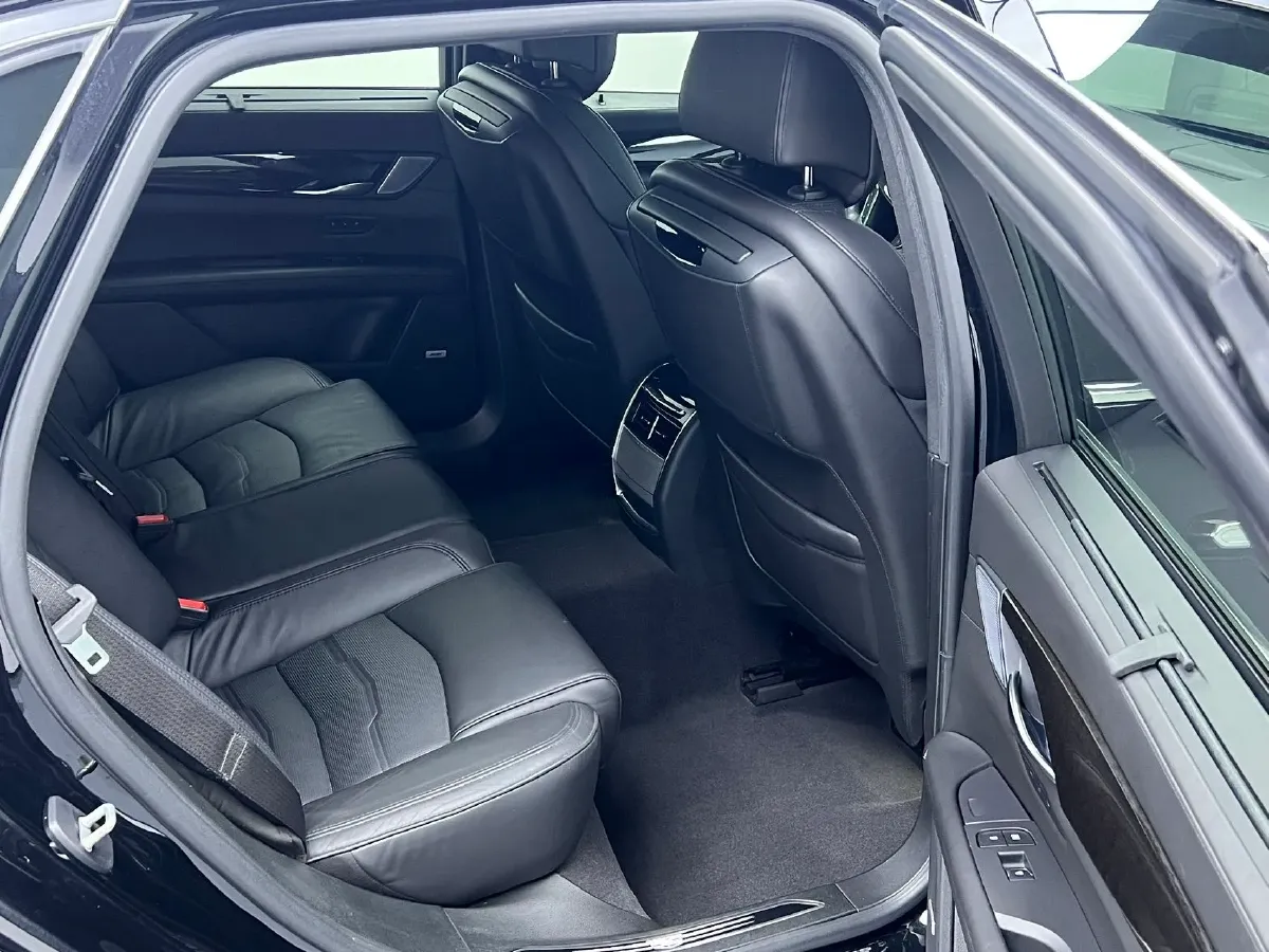 2020 Cadillac CT6 2.0T 241HP L4 10AT,autocango,china used car exporter,china ev exporter,chinese used car exporter,chinese used ev exporter