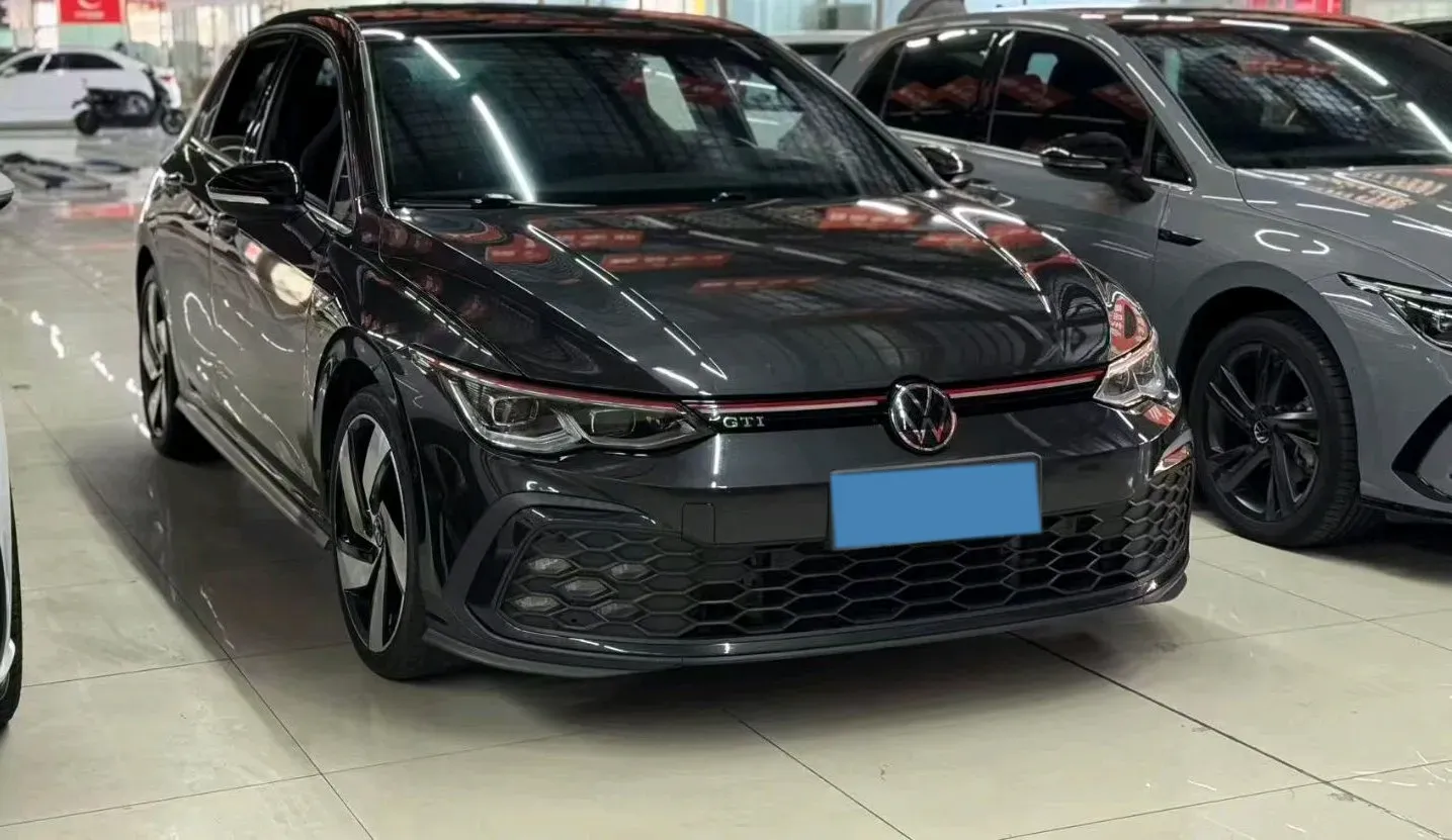 2021 Volkswagen GolfGTI 2.0T 220HP L4 7DCT,autocango,china used car exporter,china ev exporter,chinese used car exporter,chinese used ev exporter
