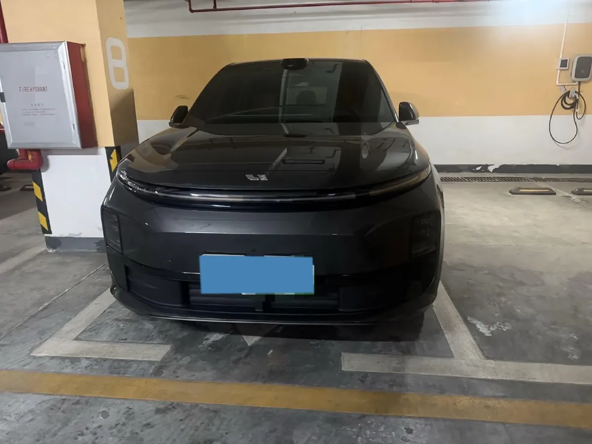 2024 Li L6 Range Extended 154HP L4 REEV 36.8KWH,autocango,china used car exporter,china ev exporter,chinese used car exporter,chinese used ev exporter