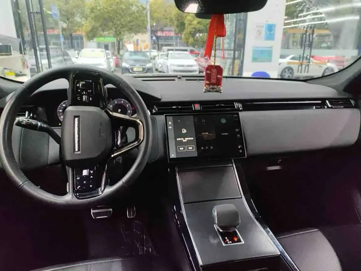 2024 Land Rover Range Rover Velar 2.0T 250HP L4 8AT,autocango,china used car exporter,china ev exporter,chinese used car exporter,chinese used ev exporter