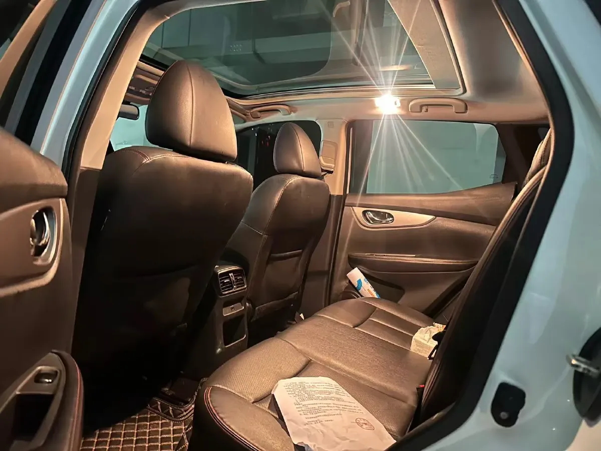 2022 Nissan Qashqai 2.0L 151HP L4 CVT,autocango,china used car exporter,china ev exporter,chinese used car exporter,chinese used ev exporter