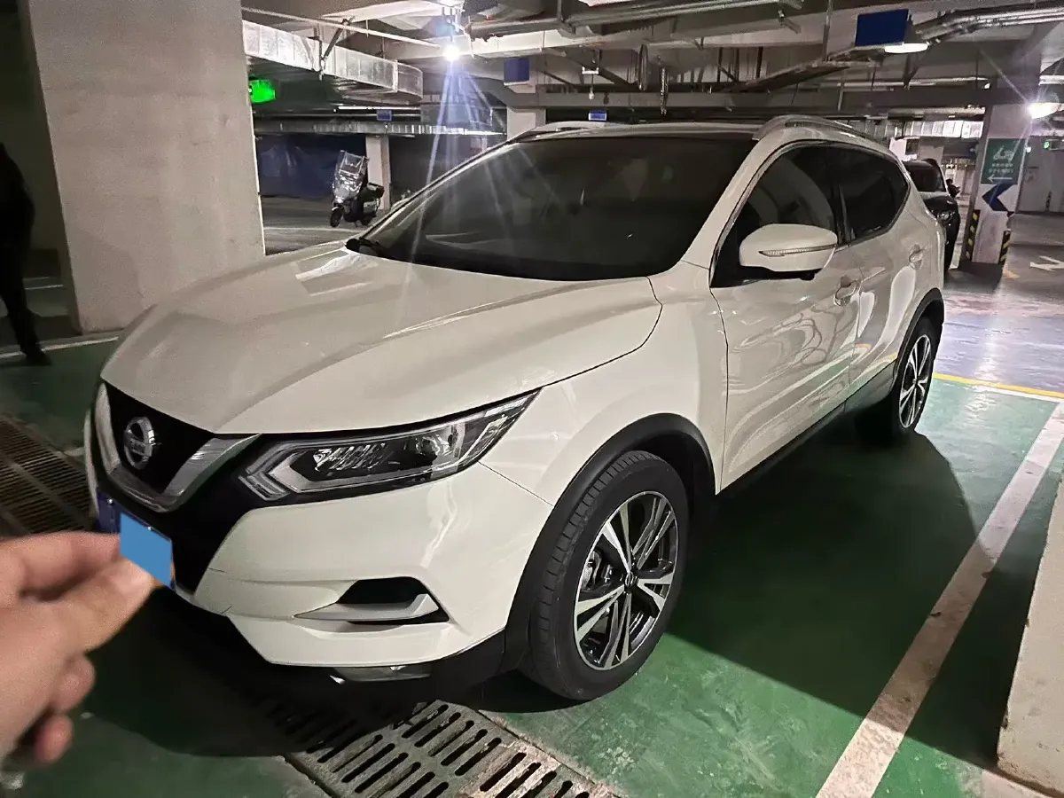 2022 Nissan Qashqai 2.0L 151HP L4 CVT,autocango,china used car exporter,china ev exporter,chinese used car exporter,chinese used ev exporter