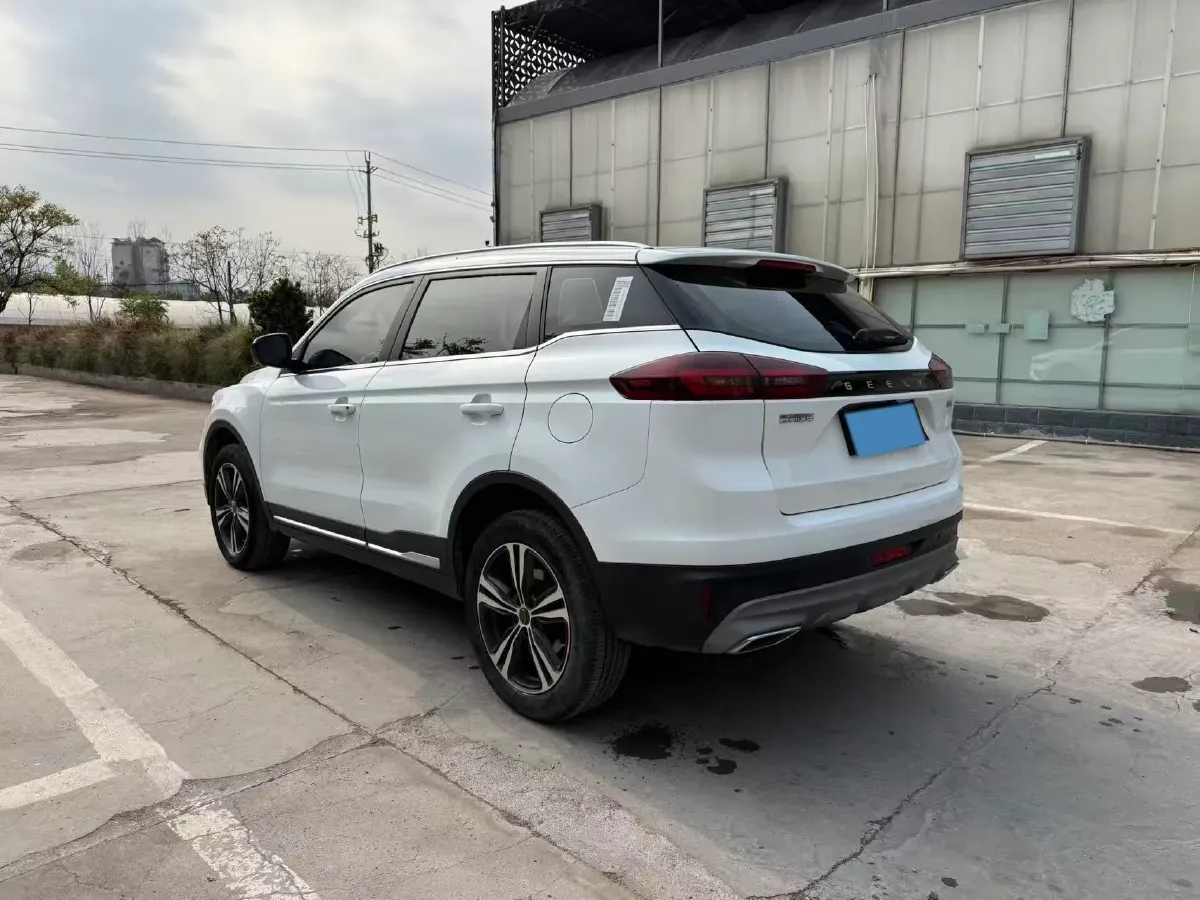 2022 Geely Azkarra 1.8T 184HP L4 7DCT,autocango,china used car exporter,china ev exporter,chinese used car exporter,chinese used ev exporter