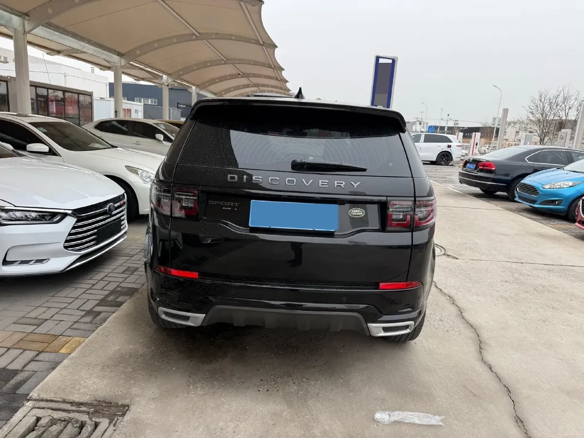 2020 Land Rover Discovery Sport 2.0T 249HP L4 9AT,autocango,china used car exporter,china ev exporter,chinese used car exporter,chinese used ev exporter