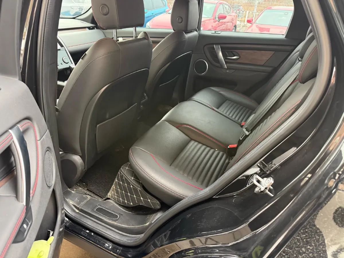 2020 Land Rover Discovery Sport 2.0T 249HP L4 9AT,autocango,china used car exporter,china ev exporter,chinese used car exporter,chinese used ev exporter