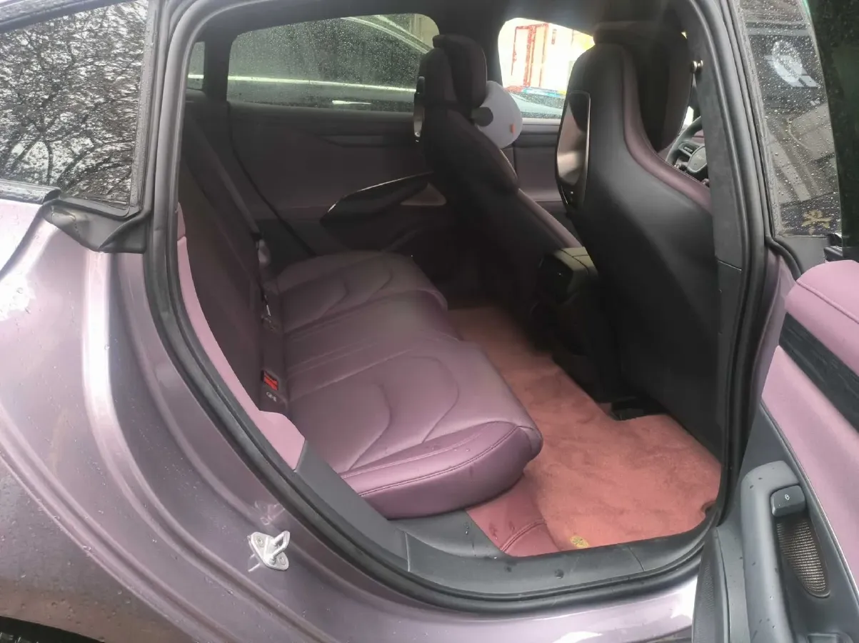 2024 MI SU7 BEV 101KWH,autocango,china used car exporter,china ev exporter,chinese used car exporter,chinese used ev exporter