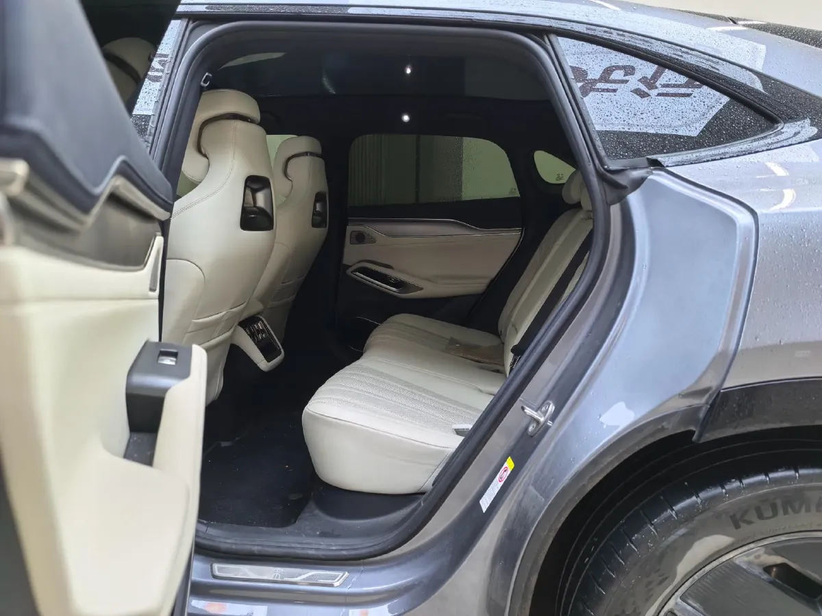 2024 BYD SongL EV BEV 71.8KWH,autocango,china used car exporter,china ev exporter,chinese used car exporter,chinese used ev exporter