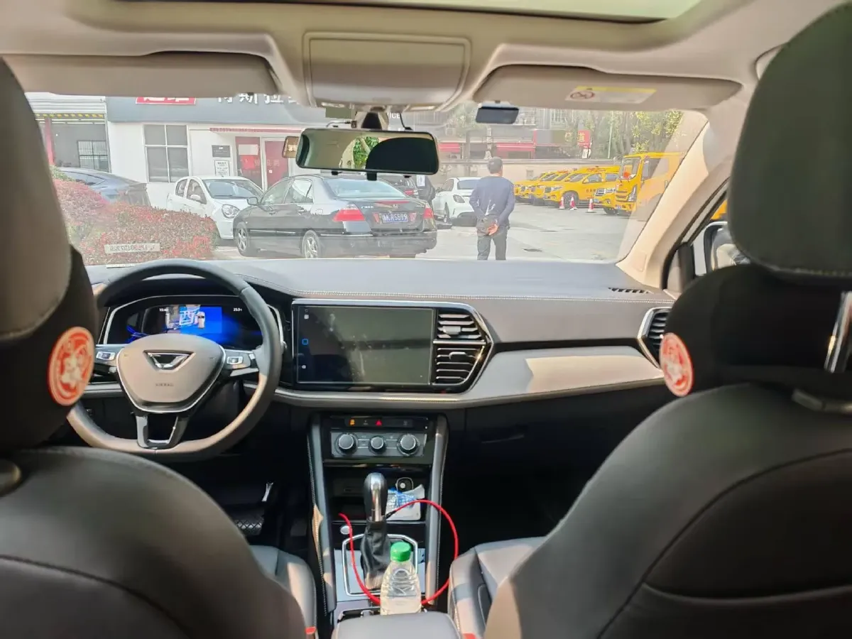 2023 Jetta VS7 1.4T 150HP L4 6AT,autocango,china used car exporter,china ev exporter,chinese used car exporter,chinese used ev exporter