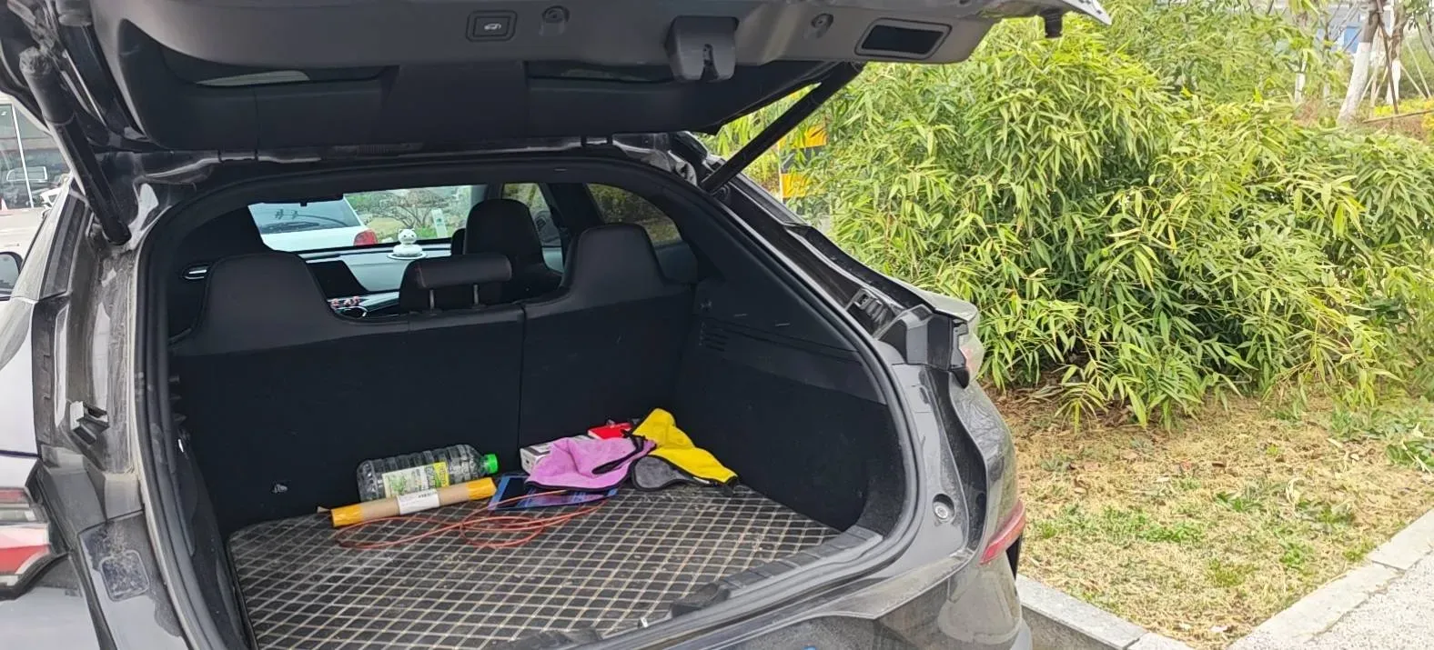 2022 ChangAn UNI-T 1.5T 188HP L4 7DCT,autocango,china used car exporter,china ev exporter,chinese used car exporter,chinese used ev exporter