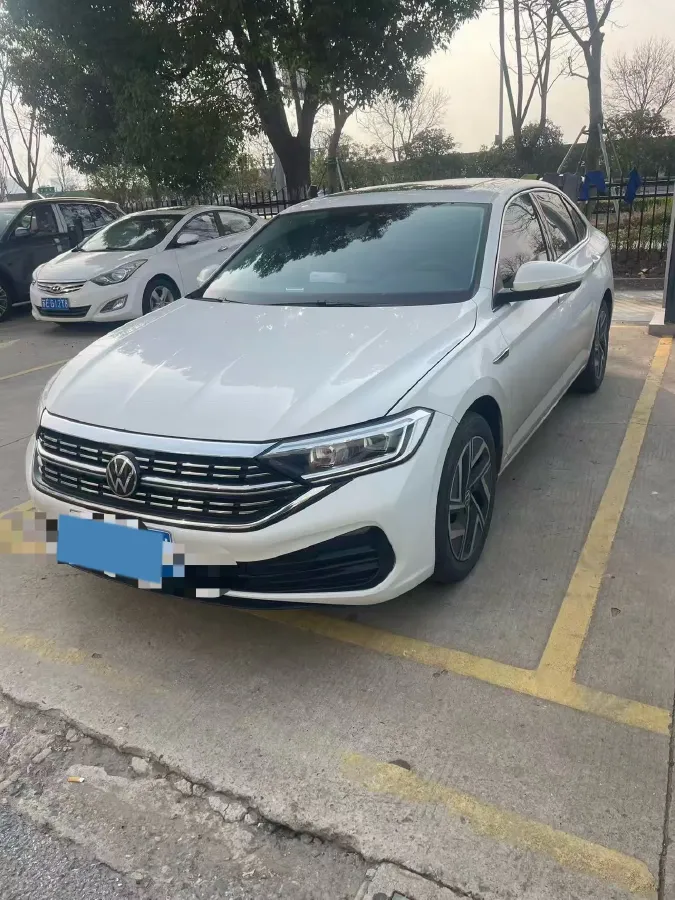 2023 Volkswagen Sagitar 1.5T 160HP L4 7DCT,autocango,china used car exporter,china ev exporter,chinese used car exporter,chinese used ev exporter