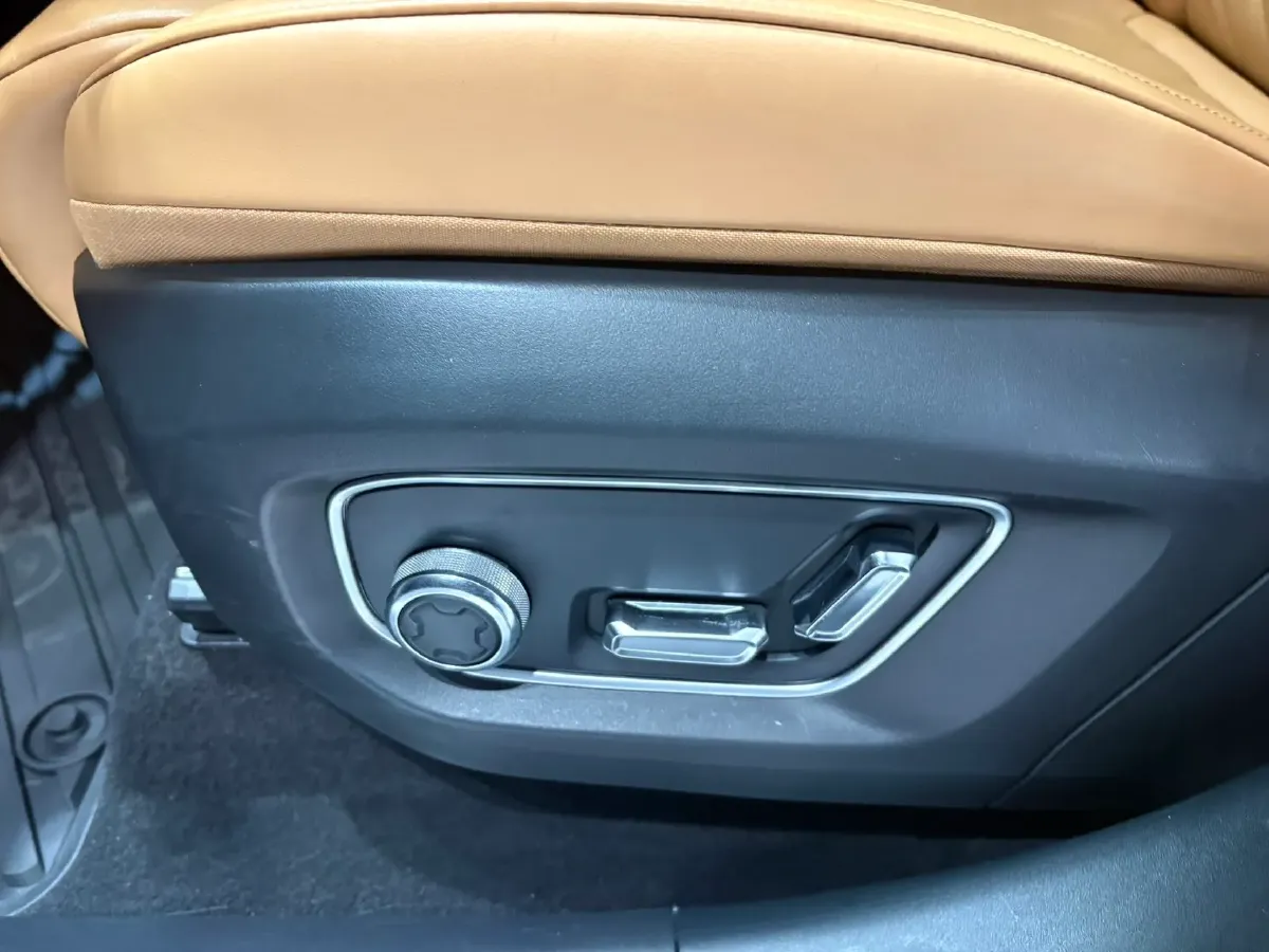 2021 LYNK&CO 09 EM-P 2.0T 254HP L4 8AT PHEV 18.83KWH,autocango,china used car exporter,china ev exporter,chinese used car exporter,chinese used ev exporter