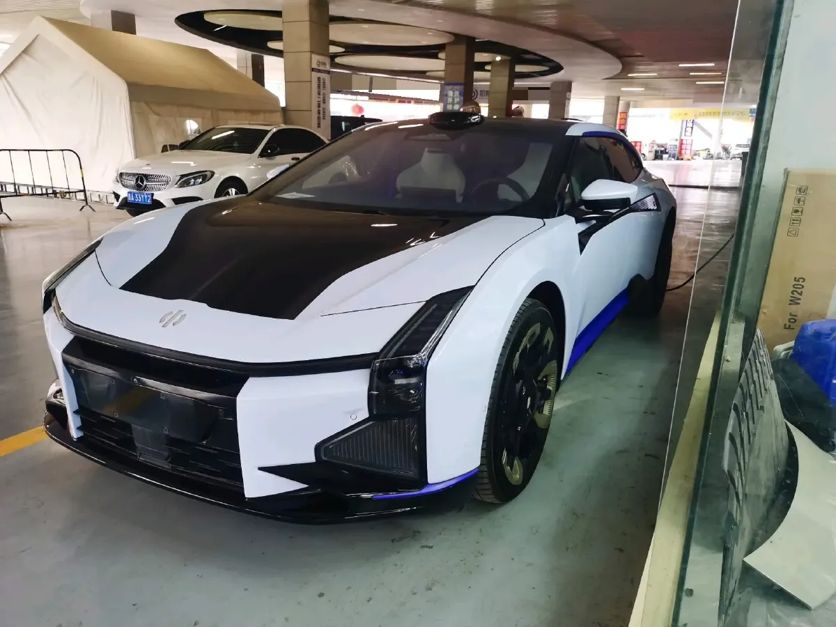 2023 HiPhi Z BEV 120KWH,autocango,china used car exporter,china ev exporter,chinese used car exporter,chinese used ev exporter