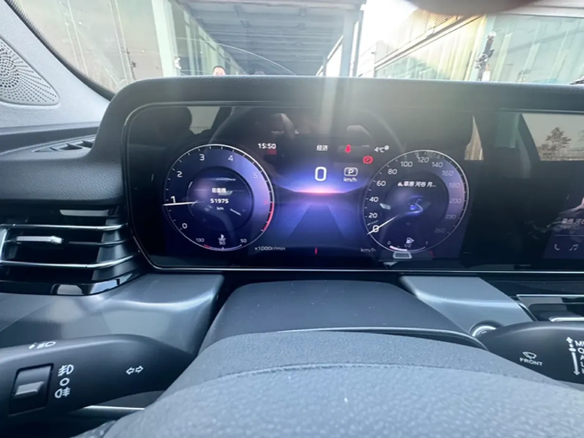 2023 HongQi HS5 2.0T 252HP L4 8AT,autocango,china used car exporter,china ev exporter,chinese used car exporter,chinese used ev exporter