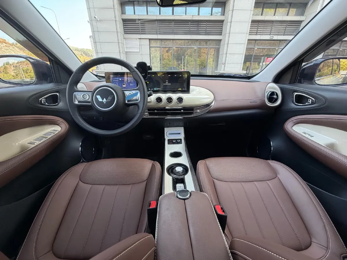 2024 WuLing BinGuo BEV 31.9KWH,autocango,china used car exporter,china ev exporter,chinese used car exporter,chinese used ev exporter