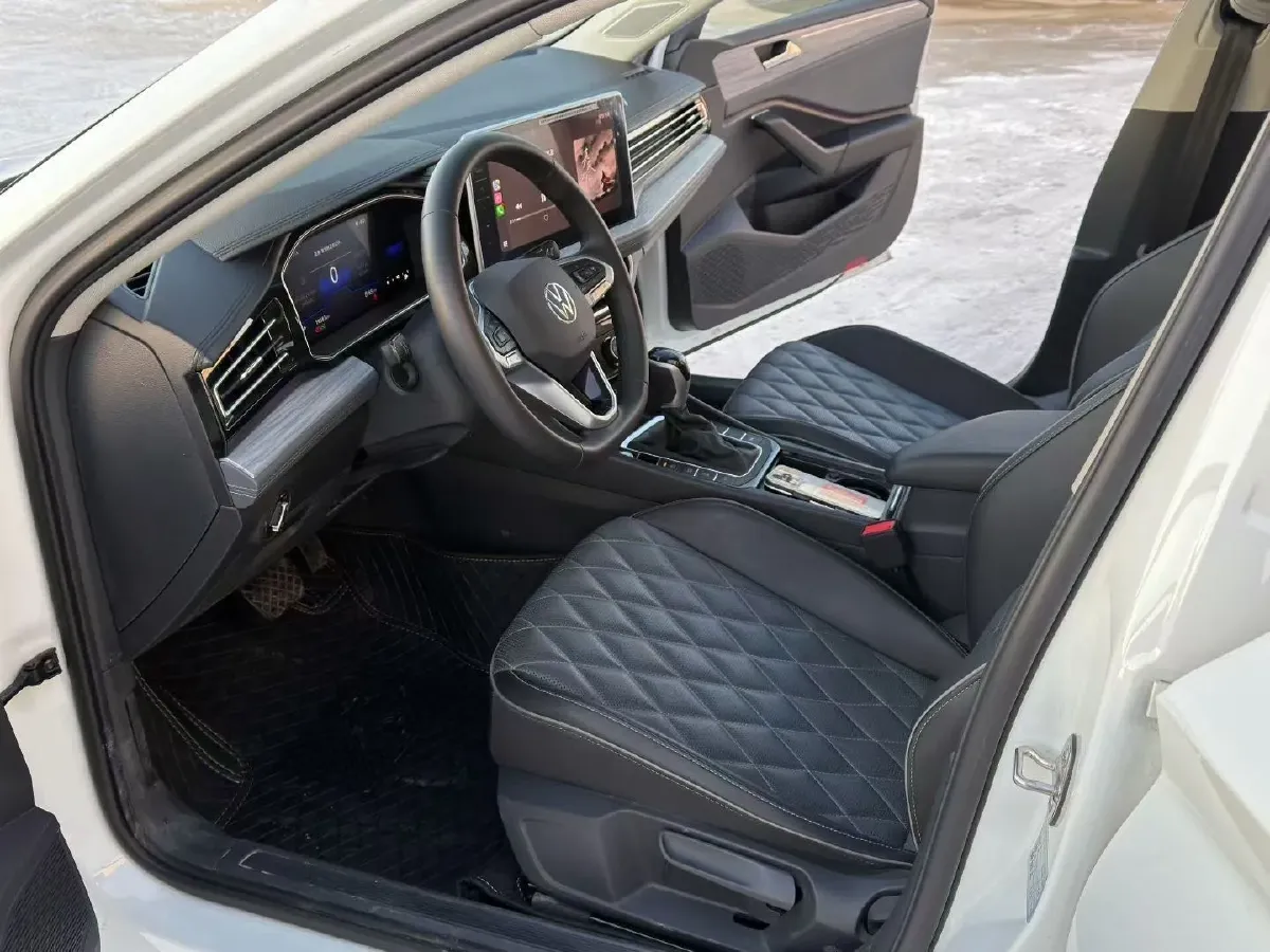 2025 Volkswagen Sagitar 1.5T 160HP L4 7DCT,autocango,china used car exporter,china ev exporter,chinese used car exporter,chinese used ev exporter