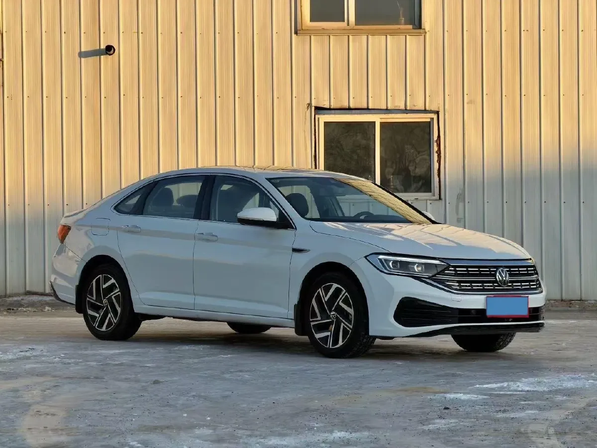 2025 Volkswagen Sagitar 1.5T 160HP L4 7DCT,autocango,china used car exporter,china ev exporter,chinese used car exporter,chinese used ev exporter