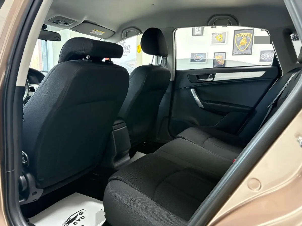 2017 Brilliance Auto H530 1.6L 118HP L4 5AT,autocango,china used car exporter,china ev exporter,chinese used car exporter,chinese used ev exporter