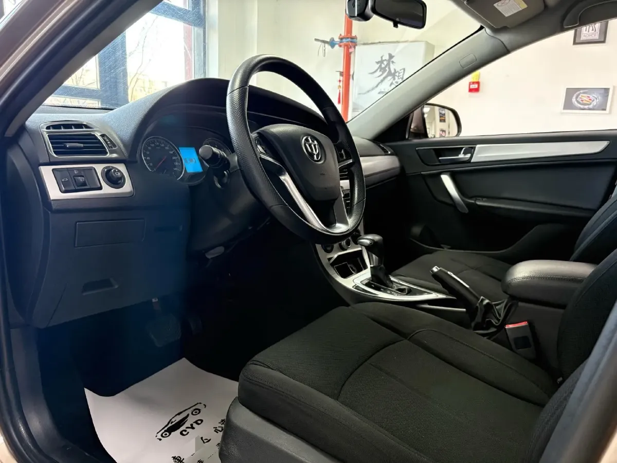 2017 Brilliance Auto H530 1.6L 118HP L4 5AT,autocango,china used car exporter,china ev exporter,chinese used car exporter,chinese used ev exporter