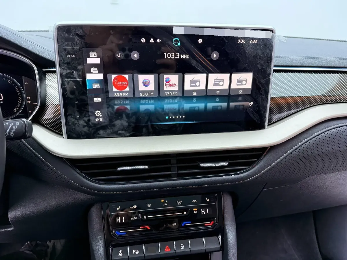 2022 Skoda Kodiak 2.0T 186HP L4 7DCT,autocango,china used car exporter,china ev exporter,chinese used car exporter,chinese used ev exporter