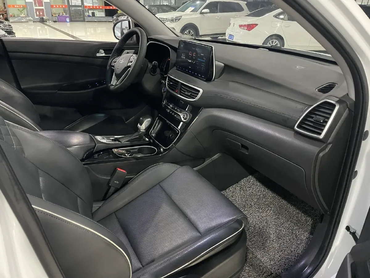 2020 Hyundai Tucson 1.6T 177HP L4 7DCT,autocango,china used car exporter,china ev exporter,chinese used car exporter,chinese used ev exporter