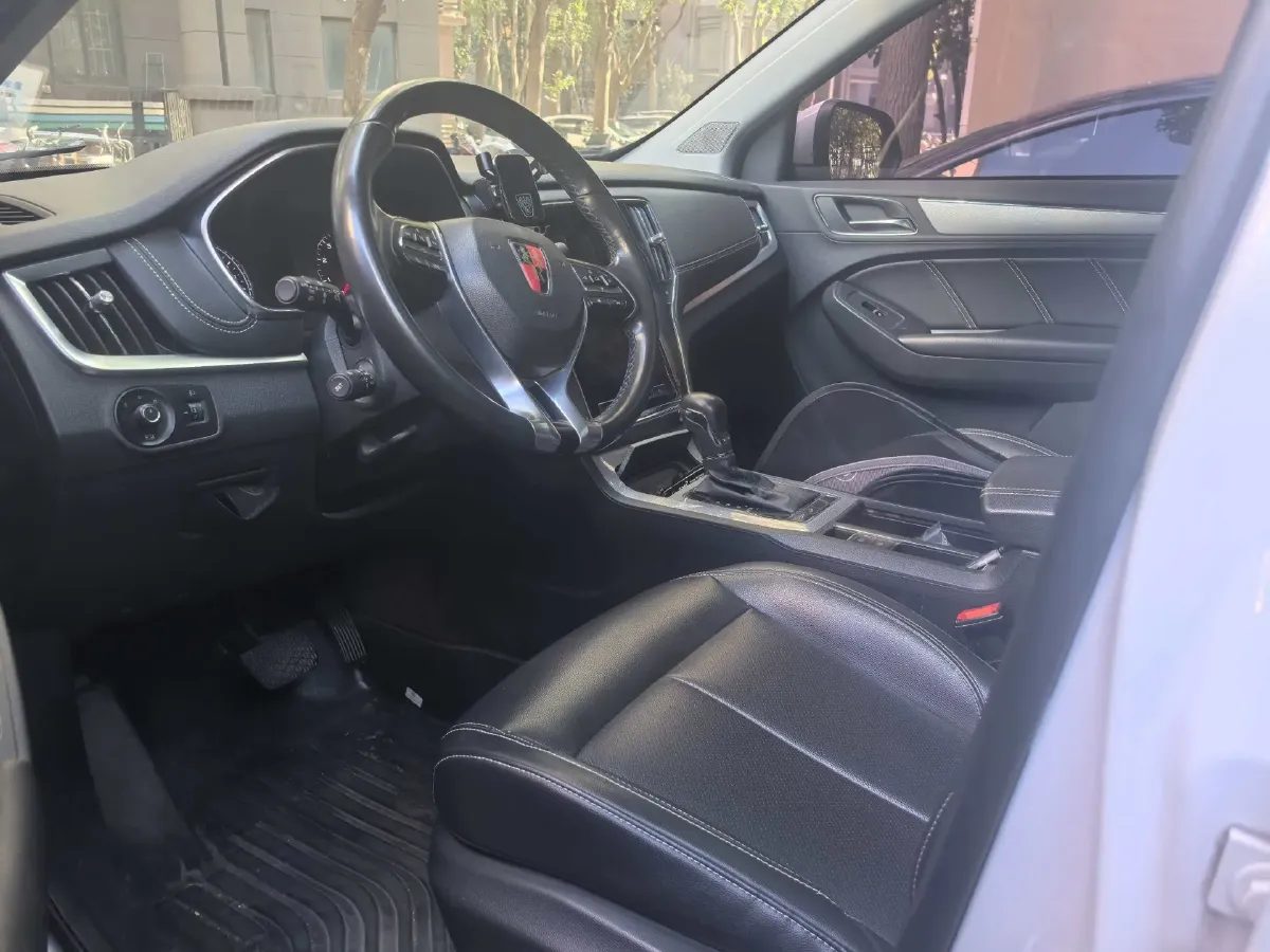 2019 Roewe i6 1.5T 169HP L4 7DCT,autocango,china used car exporter,china ev exporter,chinese used car exporter,chinese used ev exporter