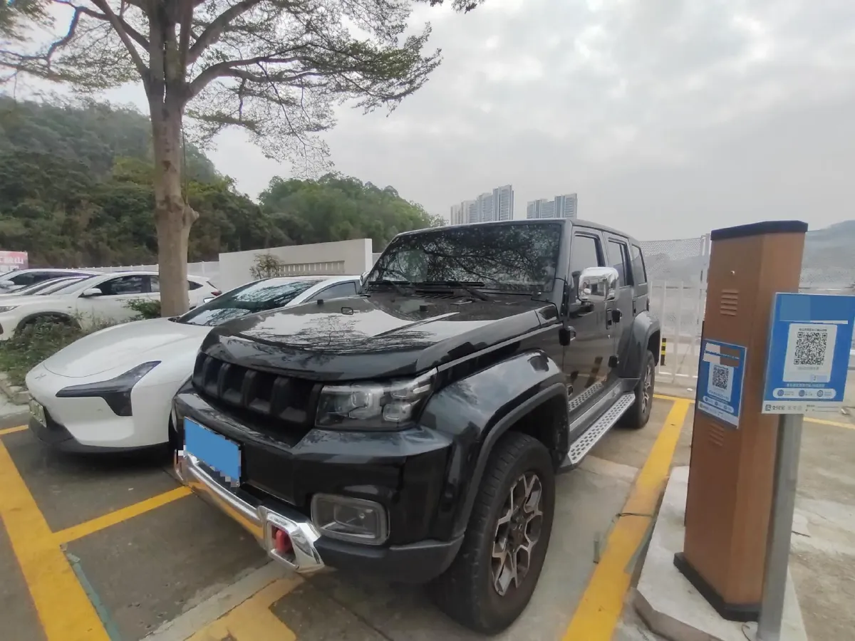 2019 Beijing BJ40 2.3T 231HP L4 6AT,autocango,china used car exporter,china ev exporter,chinese used car exporter,chinese used ev exporter