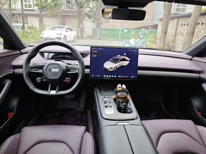 2024 MI SU7 BEV 73.6KWH,autocango,china used car exporter,china ev exporter,chinese used car exporter,chinese used ev exporter