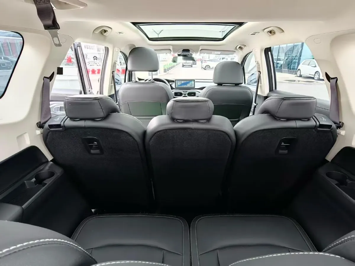 2020 Geely Okavango 1.8T 184HP L4 7DCT,autocango,china used car exporter,china ev exporter,chinese used car exporter,chinese used ev exporter