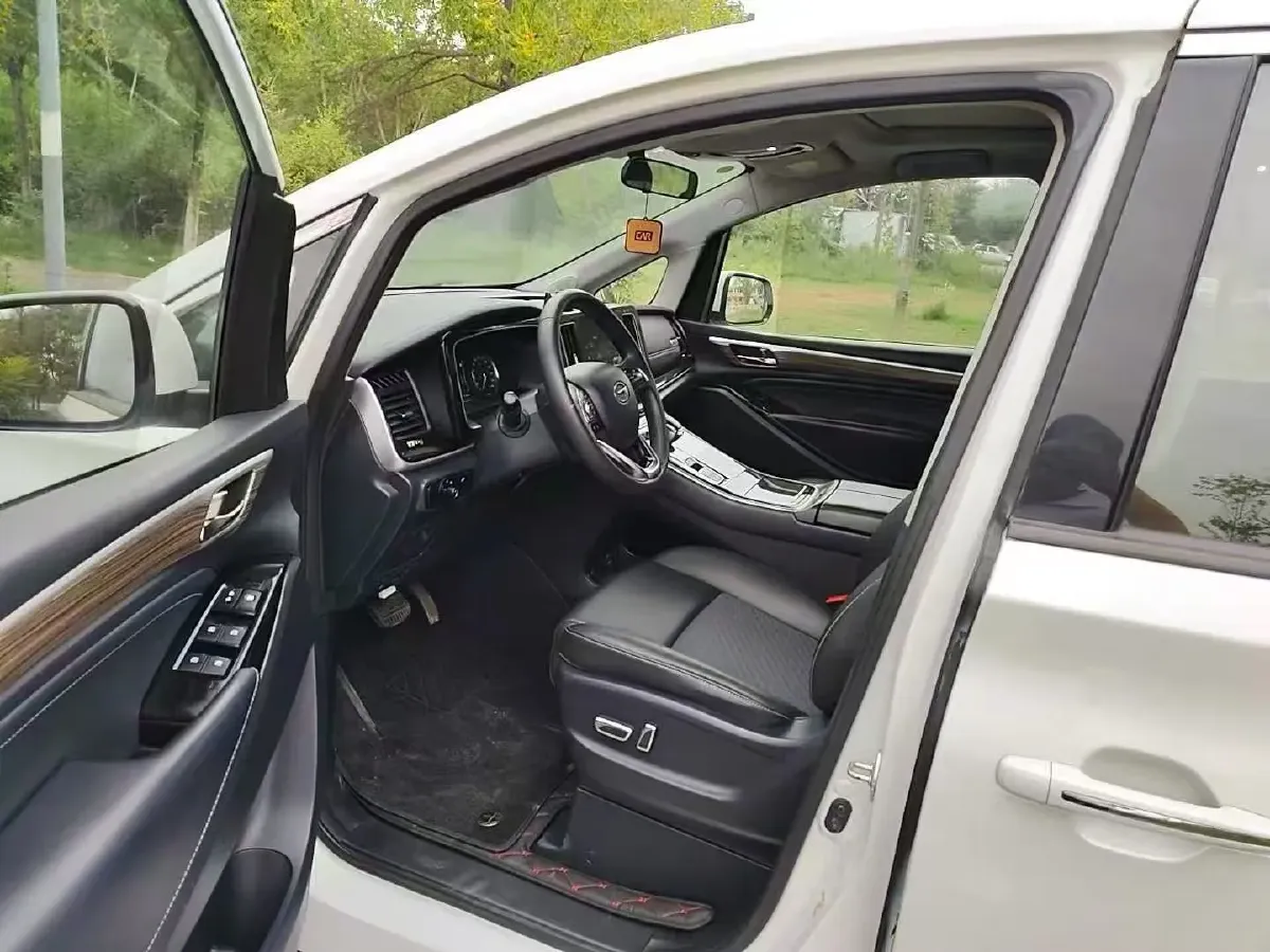 2023 GAC Trumpchi M8 2.0T 252HP L4 8AT,autocango,china used car exporter,china ev exporter,chinese used car exporter,chinese used ev exporter