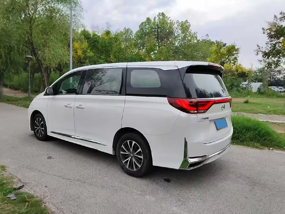 2023 GAC Trumpchi M8 2.0T 252HP L4 8AT,autocango,china used car exporter,china ev exporter,chinese used car exporter,chinese used ev exporter