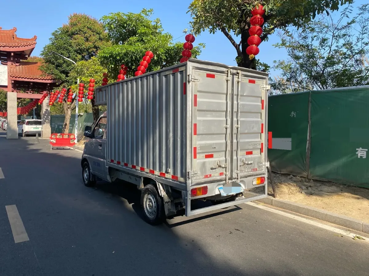 2020 WuLing RongGuang Mini Truck 1.5L 99HP L4 5MT,autocango,china used car exporter,china ev exporter,chinese used car exporter,chinese used ev exporter