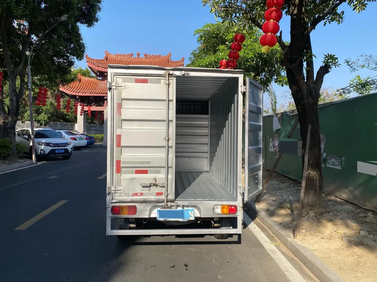 2020 WuLing RongGuang Mini Truck 1.5L 99HP L4 5MT,autocango,china used car exporter,china ev exporter,chinese used car exporter,chinese used ev exporter