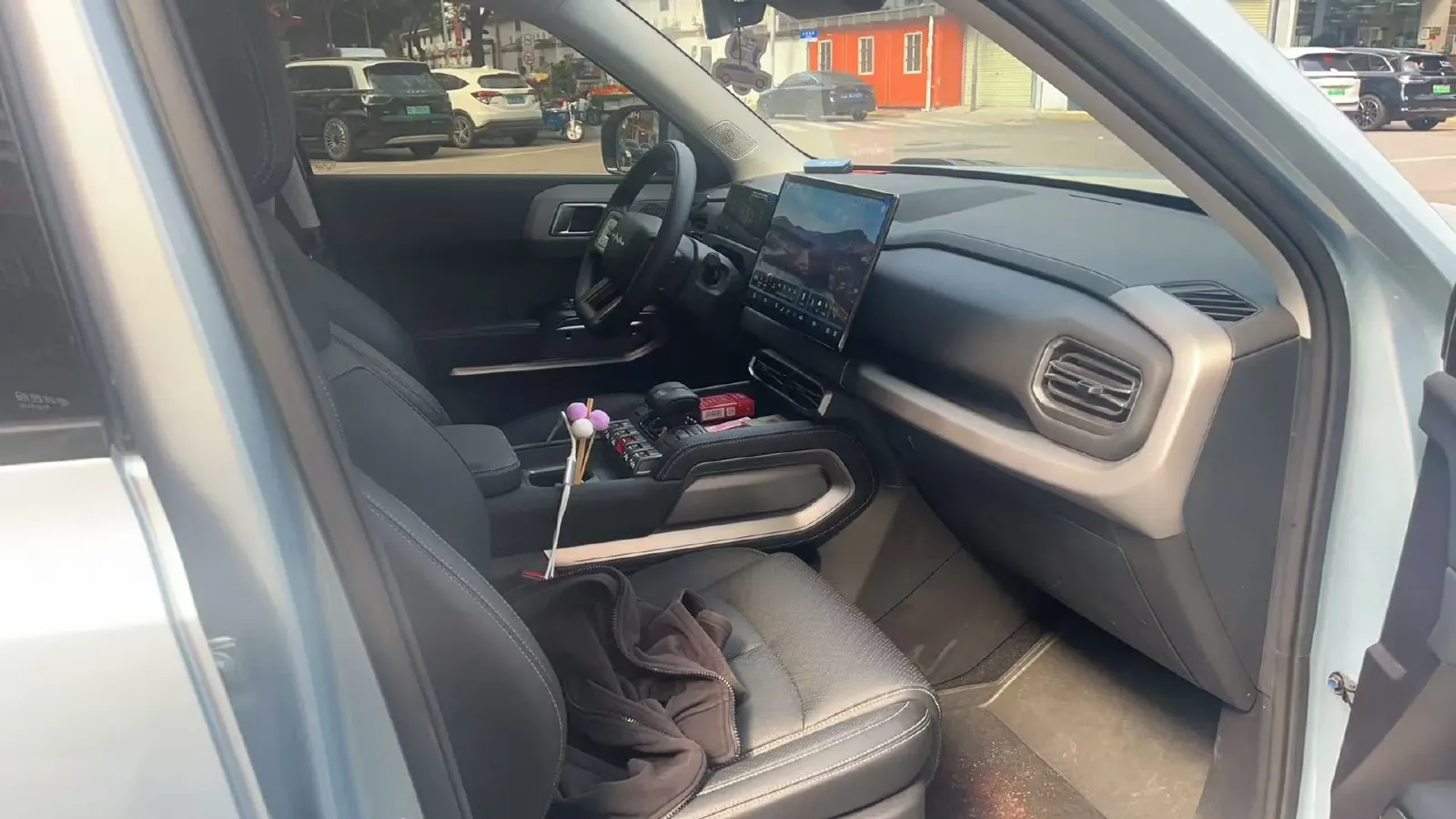 2025 FangChengBao Tai 3 BEV,autocango,china used car exporter,china ev exporter,chinese used car exporter,chinese used ev exporter