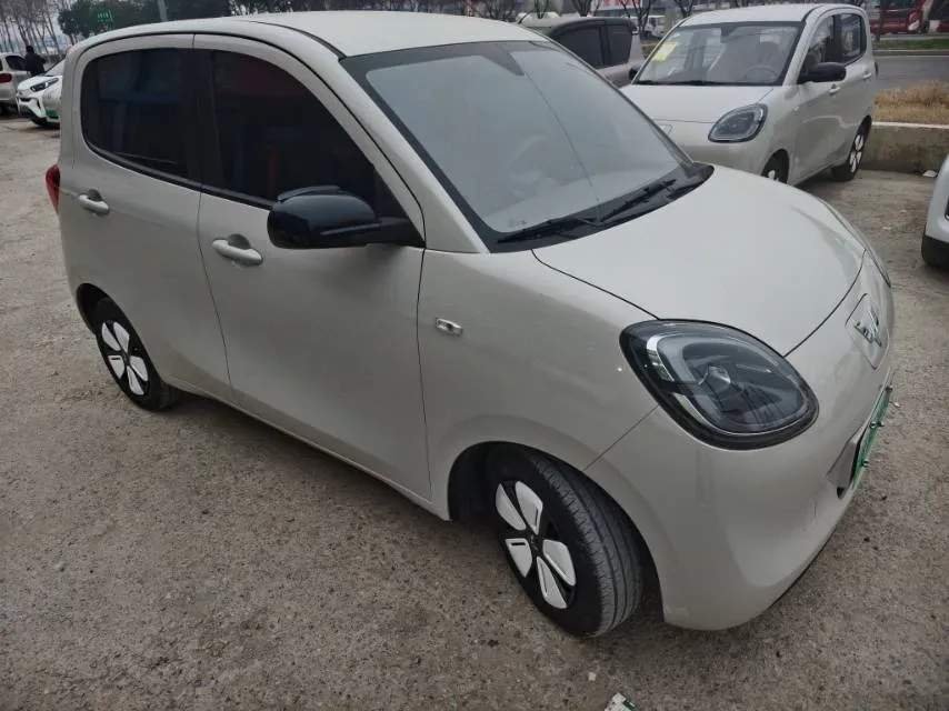 2025 WuLing HongGuang MINI EV BEV 16.2KWH,autocango,china used car exporter,china ev exporter,chinese used car exporter,chinese used ev exporter