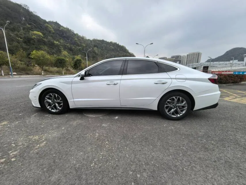 2020 Hyundai Sonata 1.5T 170HP L4 7DCT,autocango,china used car exporter,china ev exporter,chinese used car exporter,chinese used ev exporter