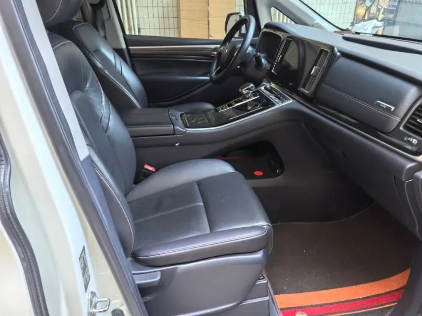 2021 GAC Trumpchi M8 2.0T 252HP L4 8AT,autocango,china used car exporter,china ev exporter,chinese used car exporter,chinese used ev exporter