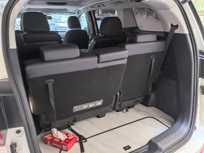 2021 GAC Trumpchi M8 2.0T 252HP L4 8AT,autocango,china used car exporter,china ev exporter,chinese used car exporter,chinese used ev exporter