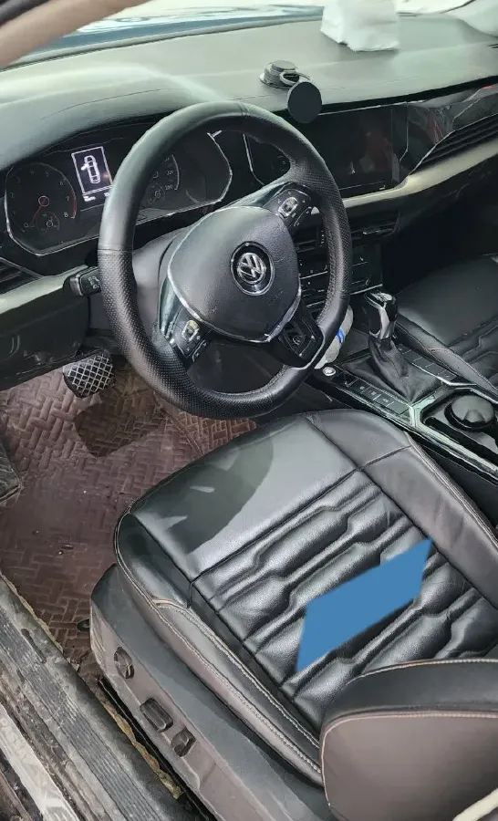 2020 Volkswagen Passat 2.0T 186HP L4 7DCT,autocango,china used car exporter,china ev exporter,chinese used car exporter,chinese used ev exporter