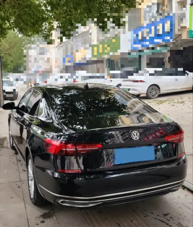 2020 Volkswagen Passat 2.0T 186HP L4 7DCT,autocango,china used car exporter,china ev exporter,chinese used car exporter,chinese used ev exporter