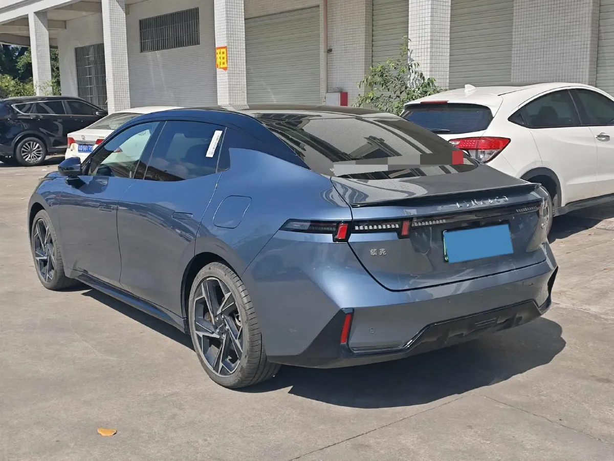 2024 LYNK&CO 07 EM-P 1.5T 163HP L4 3DHT PHEV 18.99KWH,autocango,china used car exporter,china ev exporter,chinese used car exporter,chinese used ev exporter