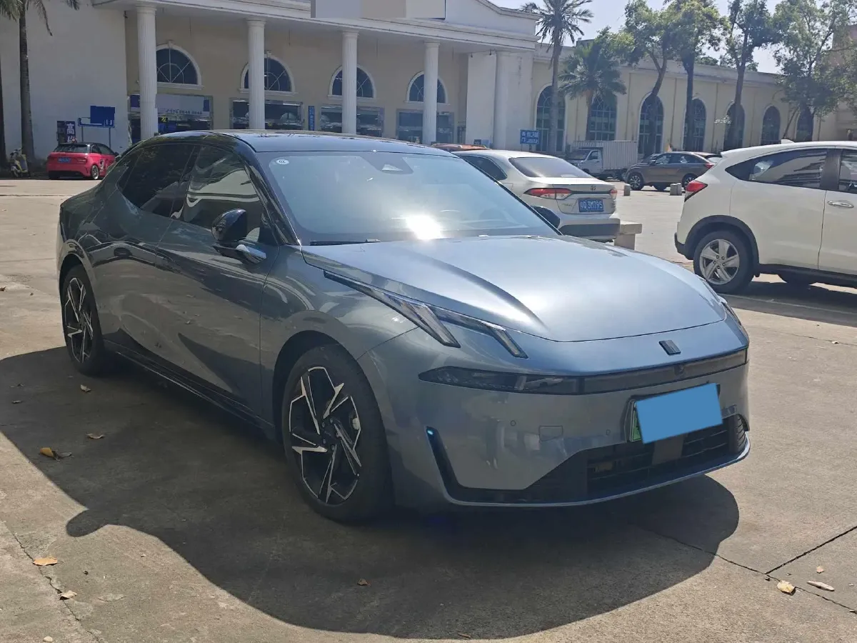 2024 LYNK&CO 07 EM-P 1.5T 163HP L4 3DHT PHEV 18.99KWH,autocango,china used car exporter,china ev exporter,chinese used car exporter,chinese used ev exporter