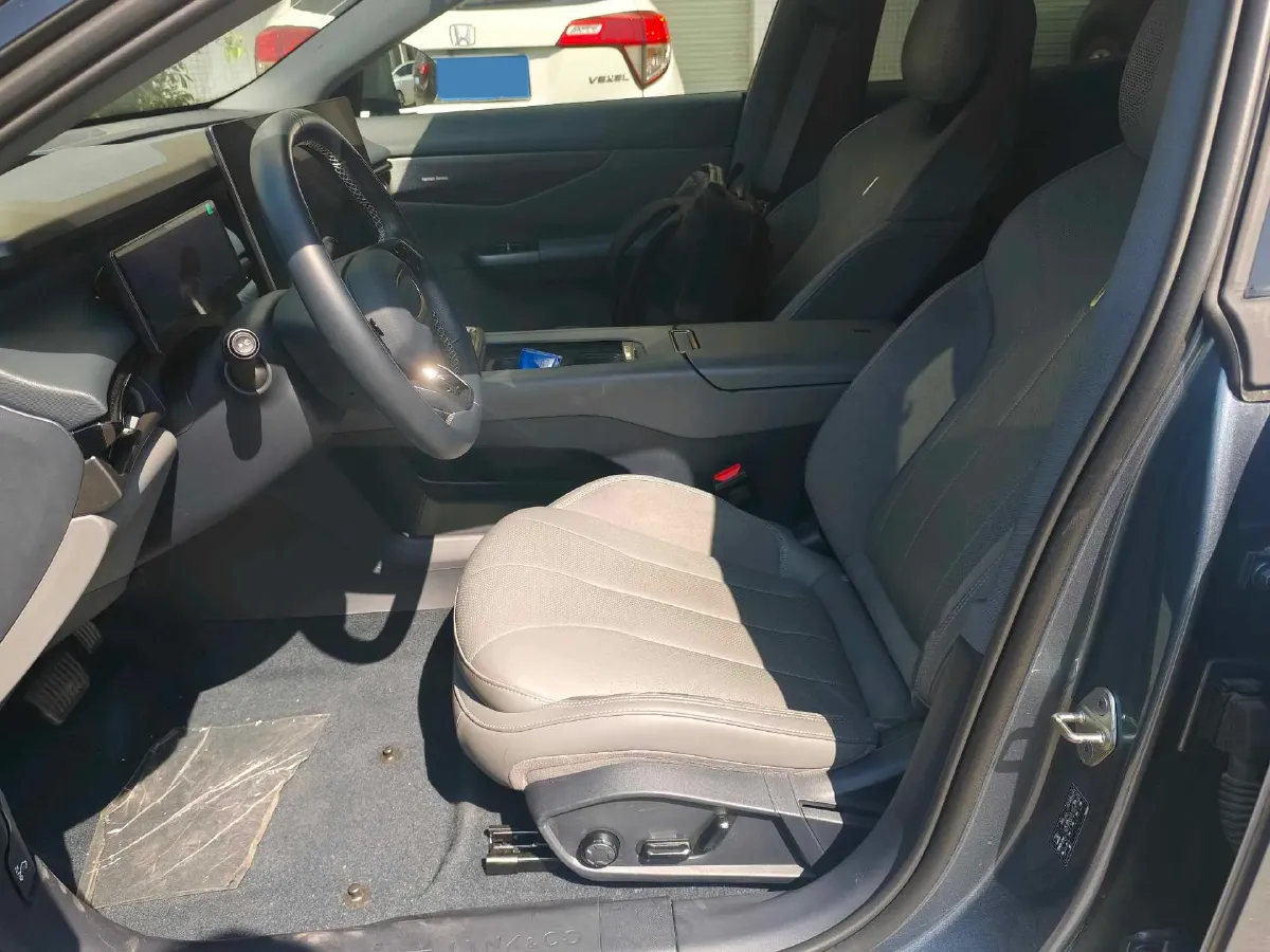 2024 LYNK&CO 07 EM-P 1.5T 163HP L4 3DHT PHEV 18.99KWH,autocango,china used car exporter,china ev exporter,chinese used car exporter,chinese used ev exporter