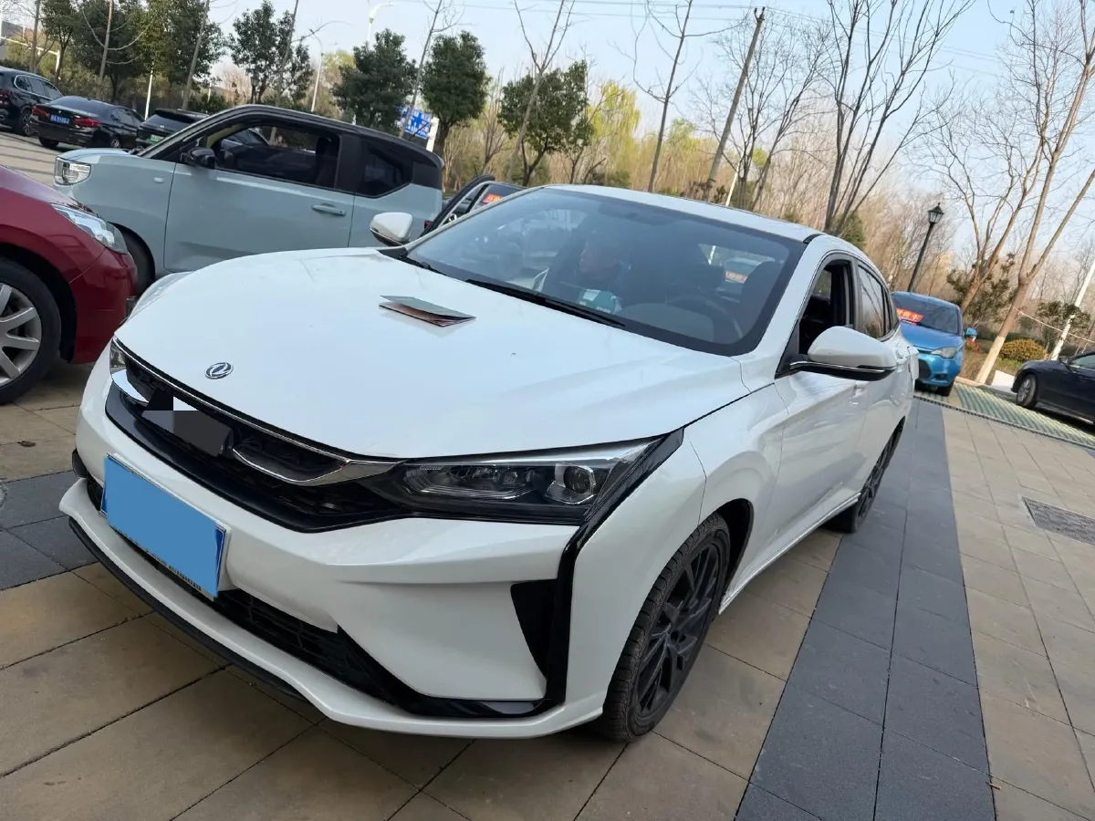 2020 DongFeng Aeolus YiXuan 1.5T 150HP L4 6DCT,autocango,china used car exporter,china ev exporter,chinese used car exporter,chinese used ev exporter